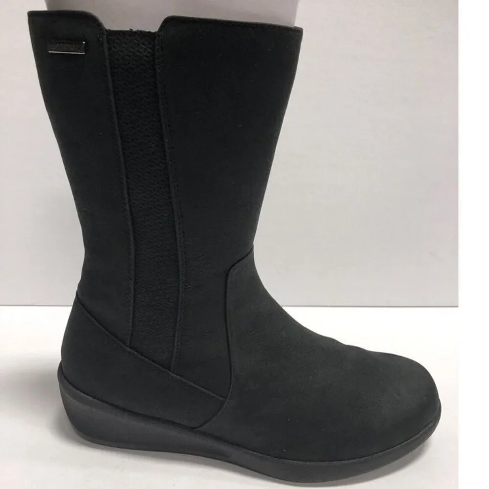 Aravon Women’s Fairlee Mid Boots Black, Size 6.5B